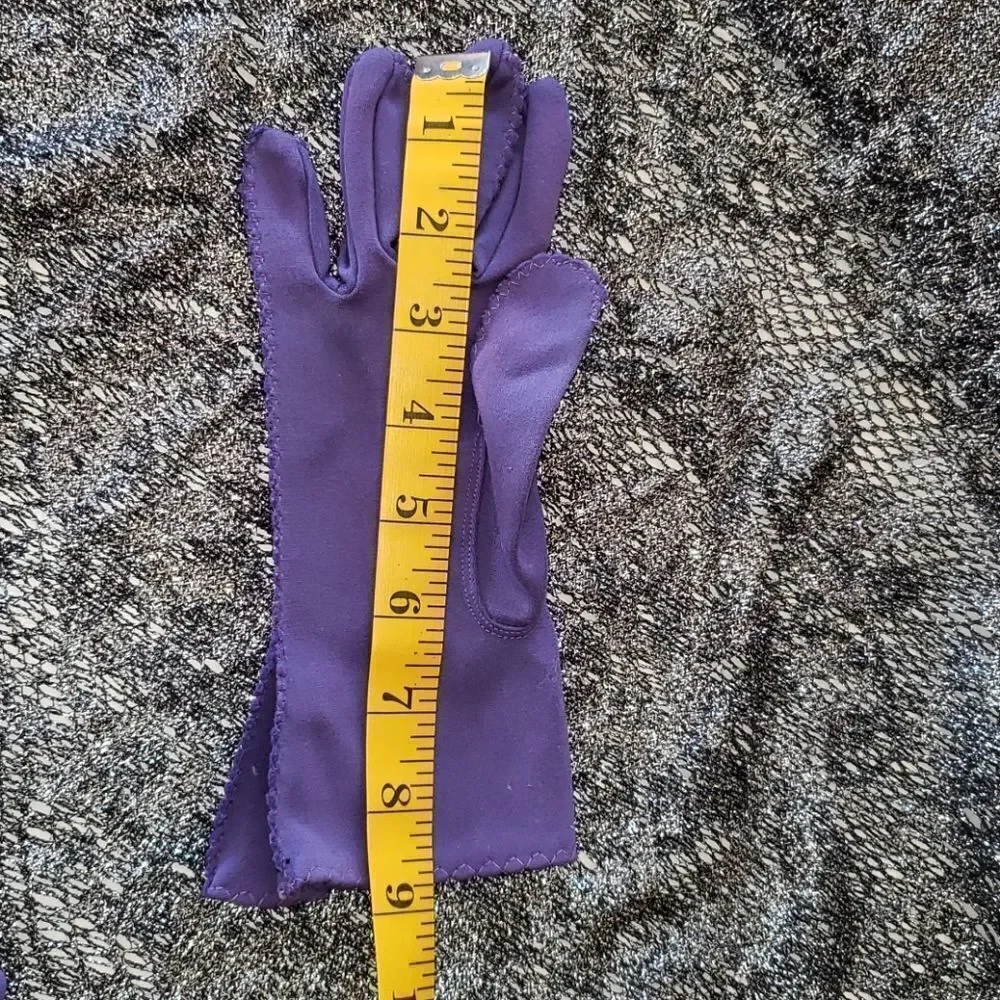 Vintage Purple Nylon Gloves